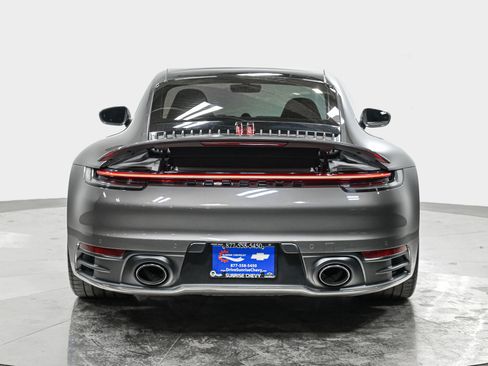 Used 2020 Porsche 911 Carrera RWD image 5