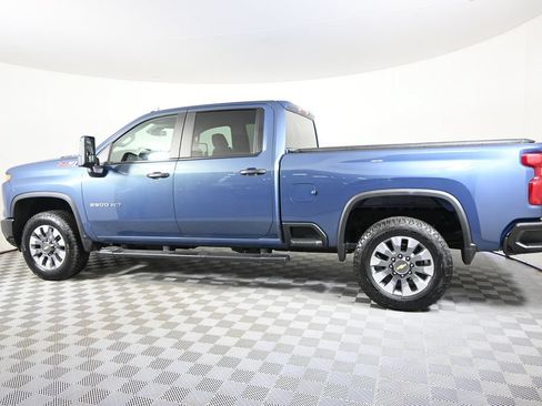 Used 2025 Chevrolet Silverado 2500 Custom w/ Custom Value Package AWD/4WD image 3