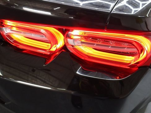 Used 2020 Chevrolet Camaro LT image 27