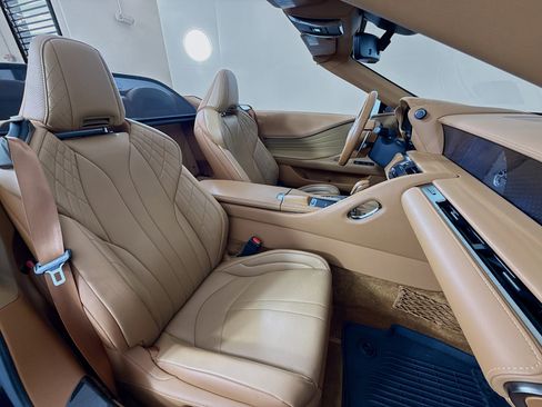 Used 2022 Lexus LC 500 Convertible w/ Touring Package image 25