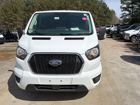Used 2024 Ford Transit 350 XLT image 3