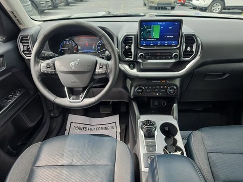 Used 2021 Ford Bronco Sport Outer Banks w/ Outer Banks Package image 16