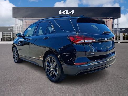 Used 2023 Chevrolet Equinox RS FWD image 4