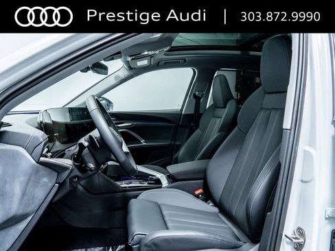 Used 2025 Audi Q5 Premium Plus w/ Premium Plus AWD/4WD image 6