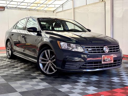Used 2017 Volkswagen Passat 1.8T R-Line image 1