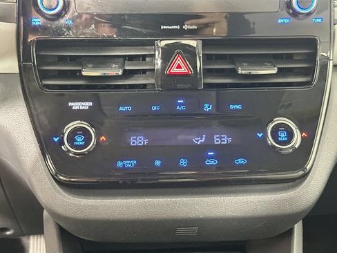 Used 2020 Hyundai Ioniq SEL FWD image 13