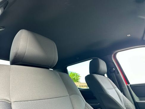 Used 2025 Toyota Tundra SR5 AWD/4WD image 18
