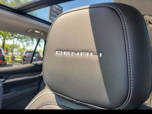 New 2027 GMC Terrain Denali w/ LPO, Black Badging Package AWD/4WD image 16