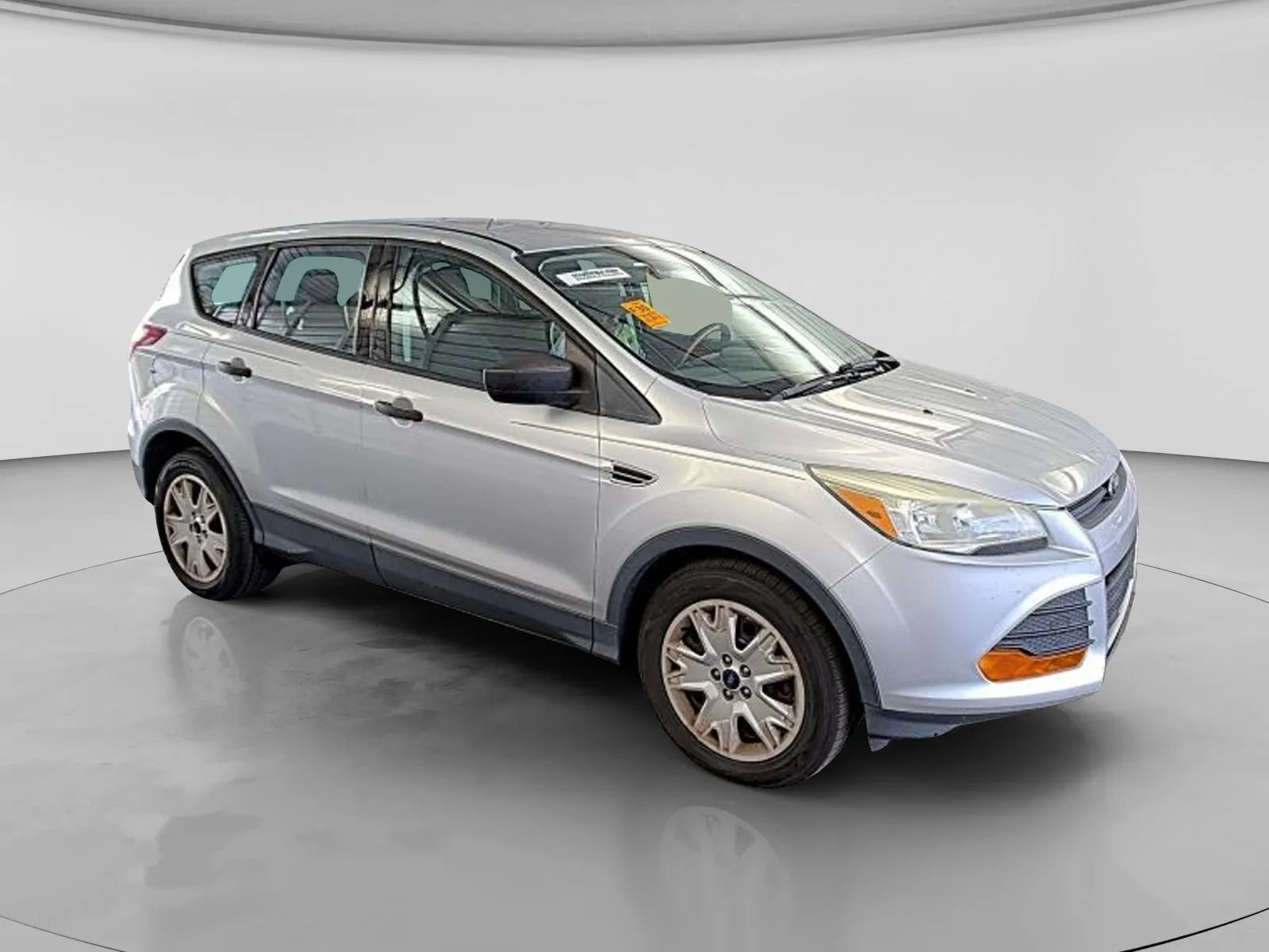 Used 2015 Ford Escape S FWD image 4