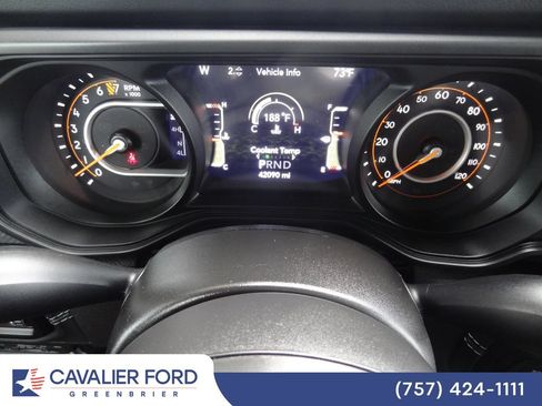 Used 2024 Jeep Gladiator Mojave w/ Technology Group AWD/4WD image 20