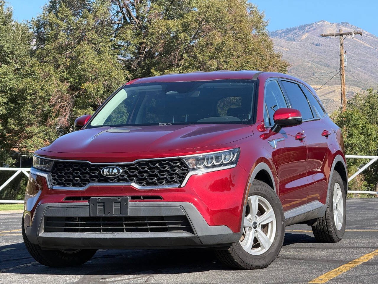 Used 2021 Kia Sorento LX FWD image 1