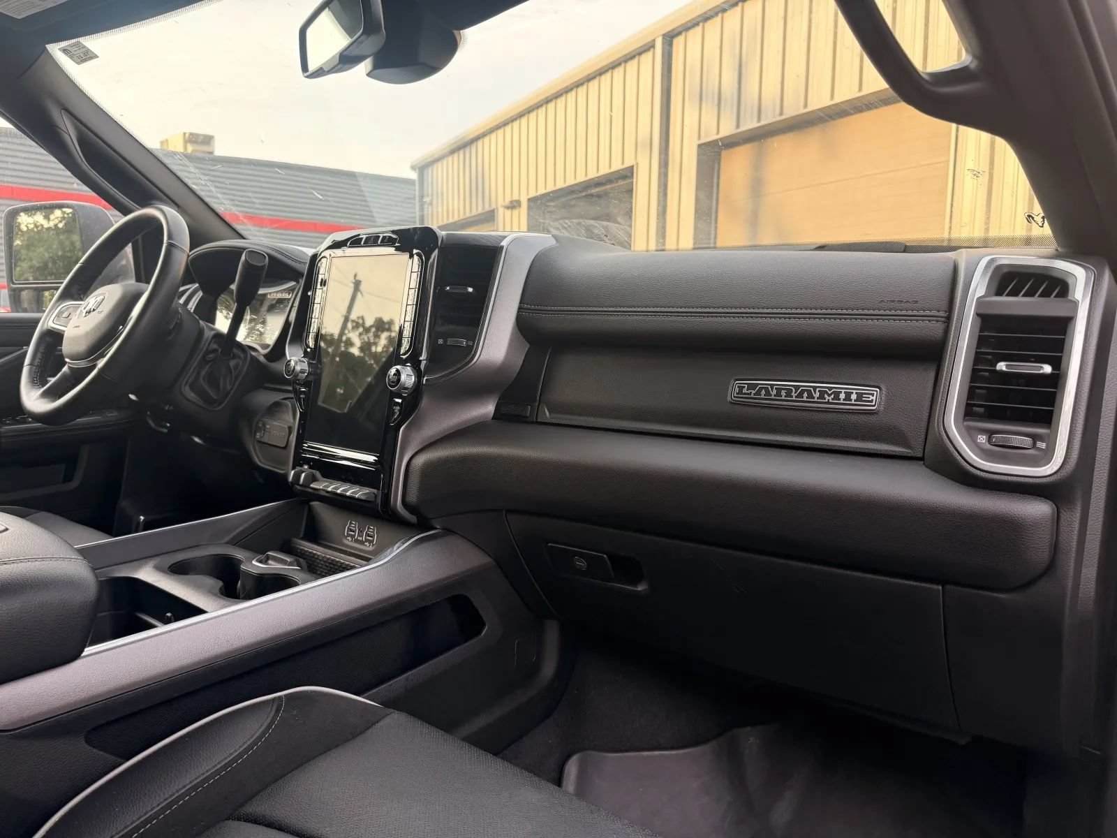 Used 2024 RAM 2500 Laramie w/ Night Edition AWD/4WD image 12