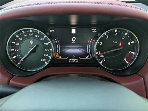 Used 2023 Maserati Ghibli Trofeo image 12