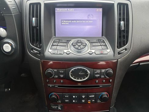 Used 2010 INFINITI G37 G37x Sedan 4D w/ Premium Pkg image 15