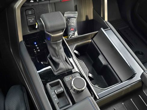 New 2026 Toyota Tundra Platinum image 28