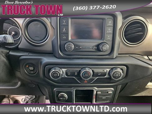 Used 2019 Jeep Wrangler Unlimited Sport AWD/4WD image 22