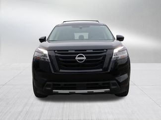Used 2023 Nissan Pathfinder Platinum video 2