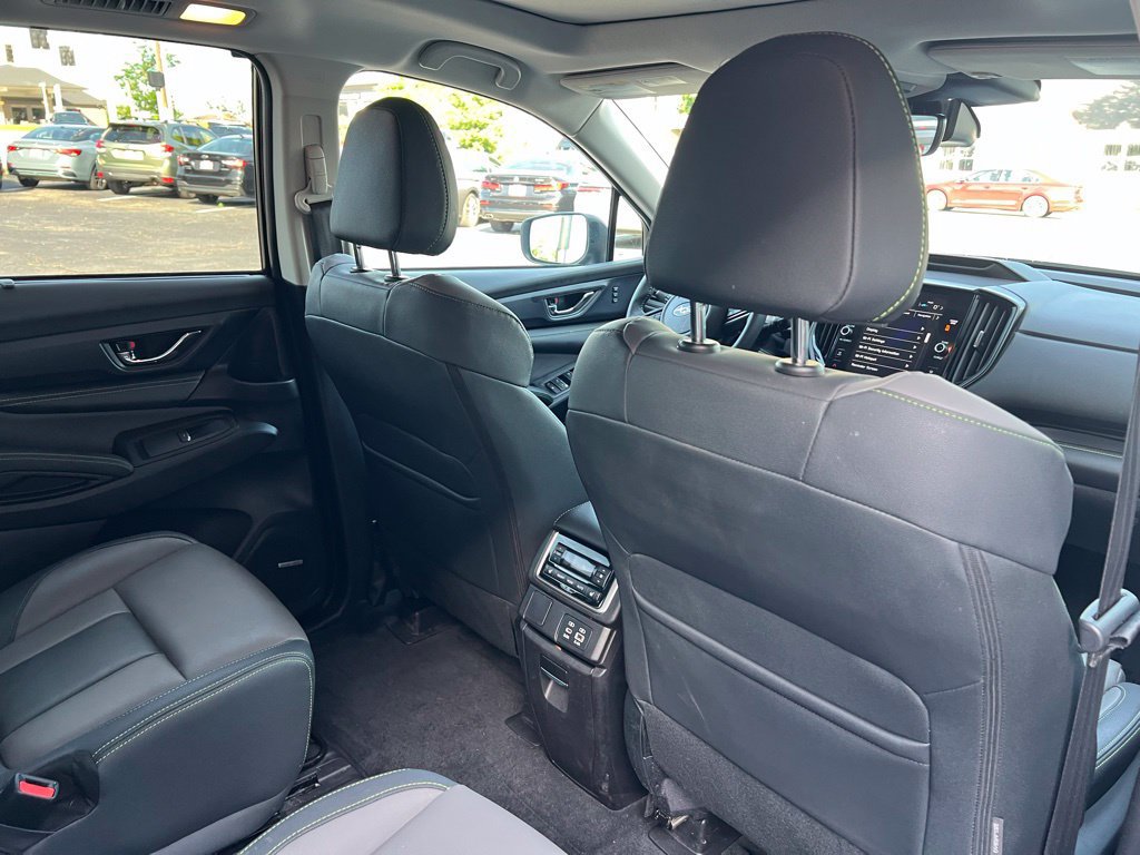 Used 2023 Subaru Ascent Onyx Edition Limited AWD/4WD image 25