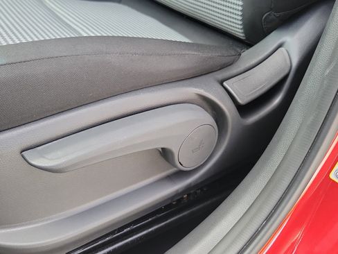 Certified 2023 Hyundai Kona SE image 17