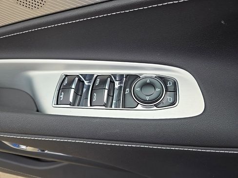 Used 2021 Chevrolet Corvette Stingray Preferred Conv w/ Battery Protection Package image 43