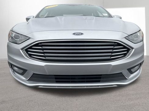 Used 2017 Ford Fusion SE w/ Equipment Group 201A image 33