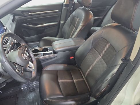 Certified 2024 Nissan Altima 2.5 SR FWD image 14