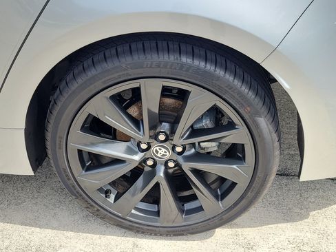 Used 2025 Toyota Corolla SE FWD image 10