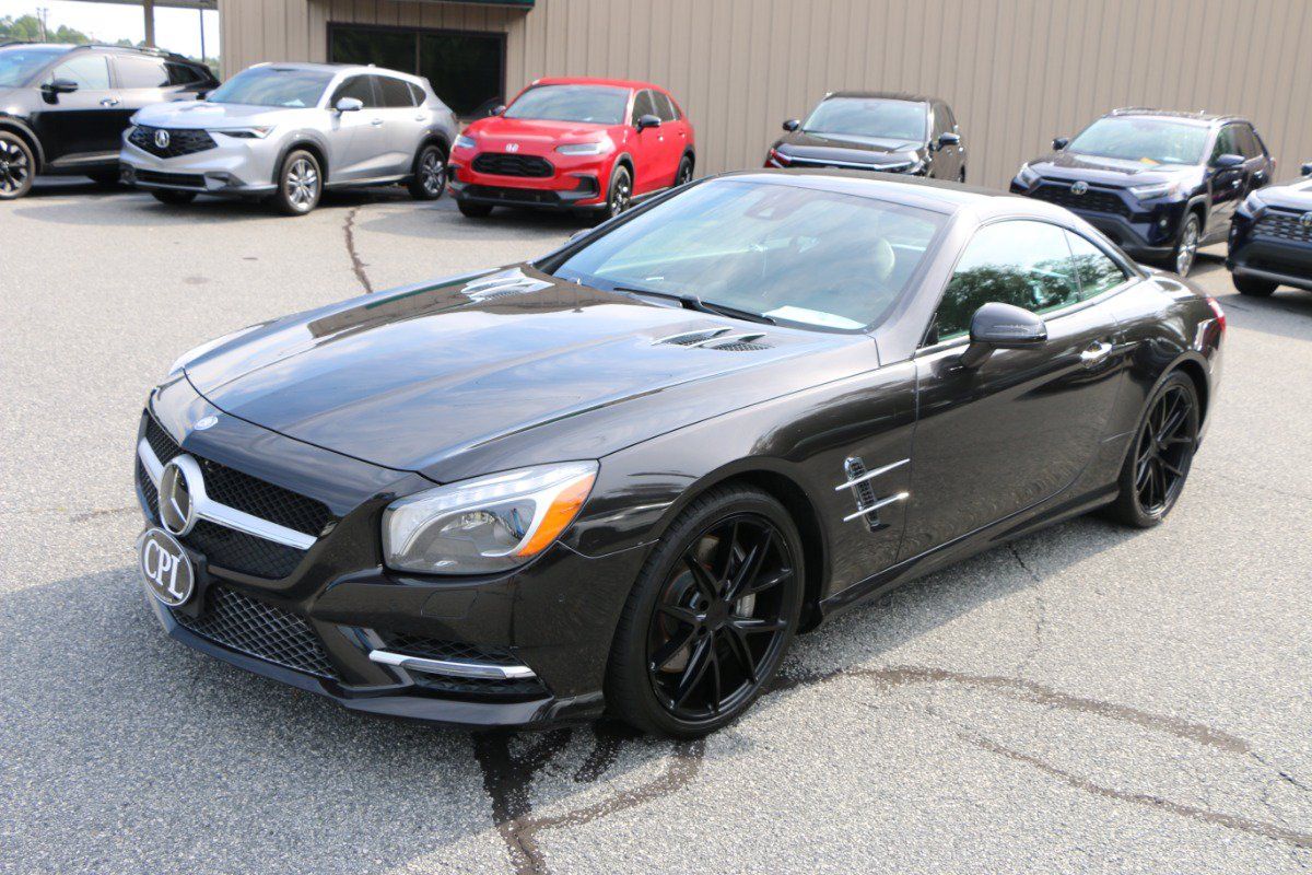 Used 2014 Mercedes-Benz SL 550 image 1