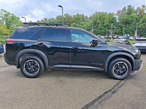 Used 2025 Nissan Pathfinder Rock Creek AWD/4WD image 7