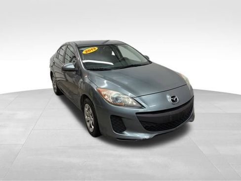 Used 2013 MAZDA MAZDA3 i Sport image 3
