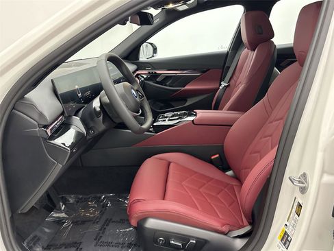 New 2026 BMW i5 eDrive40 image 25