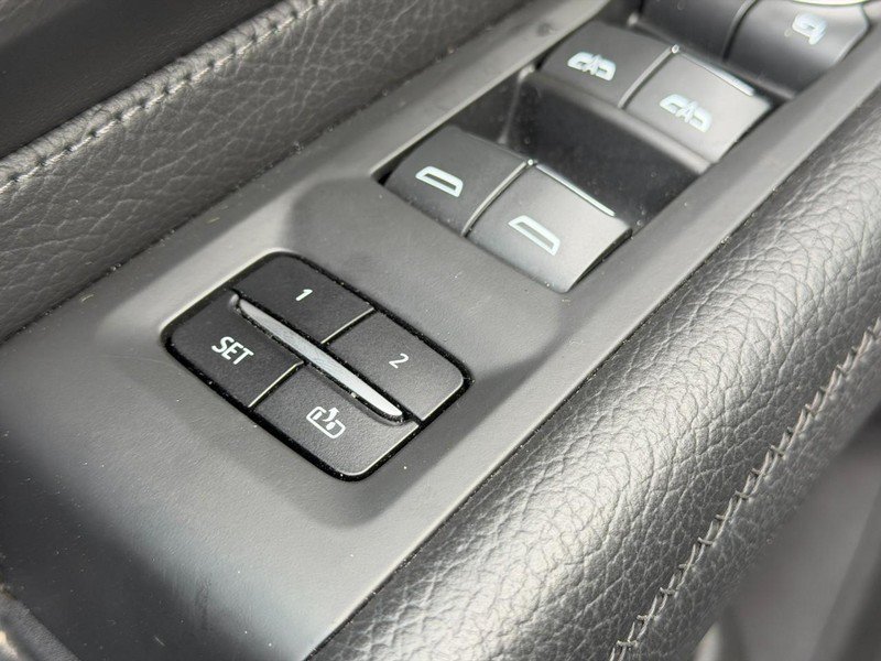 Used 2021 GMC Yukon Denali AWD/4WD image 20