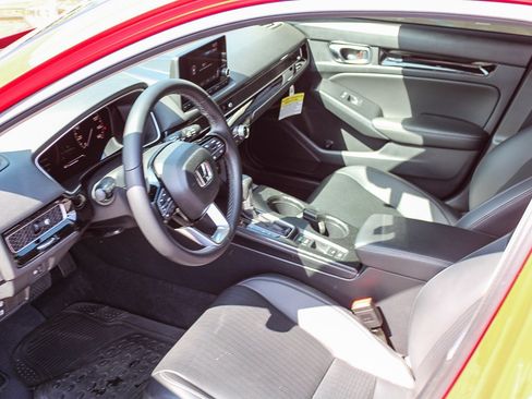 Used 2024 Honda Civic EX-L image 12