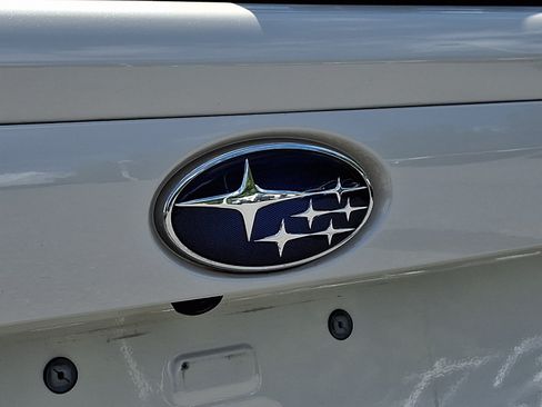 Used 2022 Subaru Crosstrek 2.5i Limited w/ Moonroof Package 2 AWD/4WD image 33