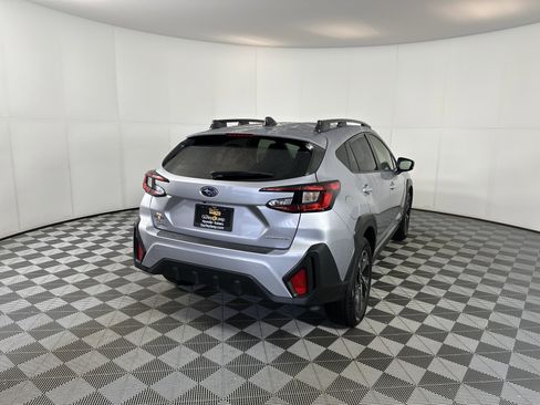 Used 2024 Subaru Crosstrek 2.0i Premium image 10