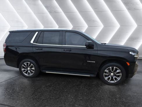 Used 2022 Chevrolet Tahoe LT w/ Luxury Package image 4