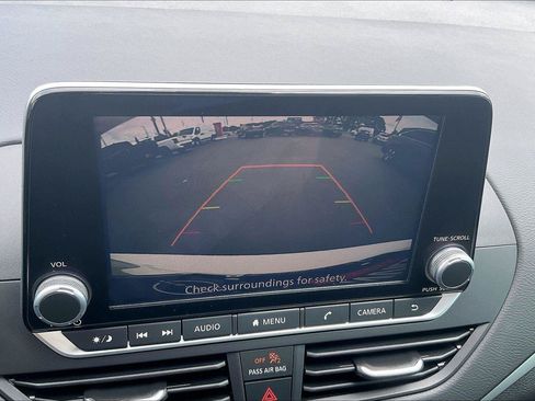 Certified 2025 Nissan Altima 2.5 S FWD image 22