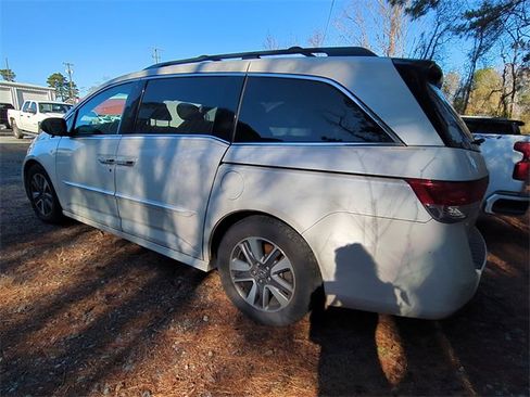 Used 2016 Honda Odyssey Touring image 7