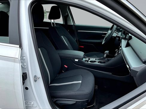 New 2026 Hyundai Sonata SE FWD image 13