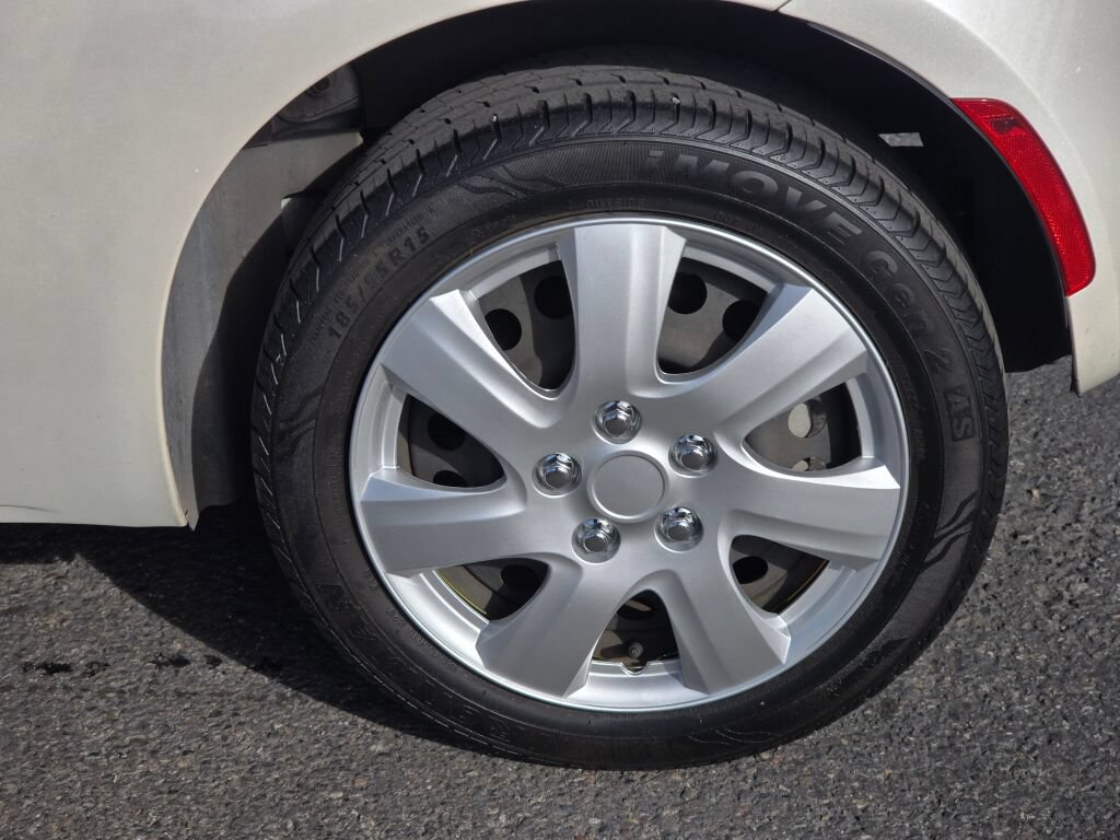 Used 2015 FIAT 500 Pop FWD image 10