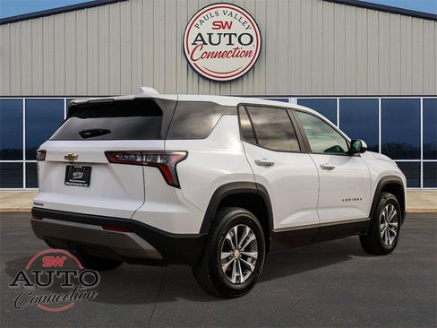 Used 2025 Chevrolet Equinox LT image 7