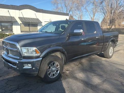 Used 2018 RAM 2500 Laramie w/ Convenience Group image 1