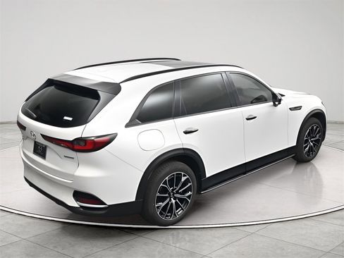 Certified 2025 MAZDA CX-70 Plug-In Hybrid w/ Premium Plus image 17