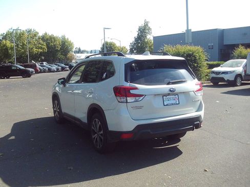 Used 2020 Subaru Forester Limited AWD/4WD image 3