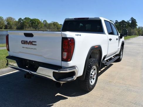 Used 2022 GMC Sierra 2500 Pro w/ Convenience Package image 4