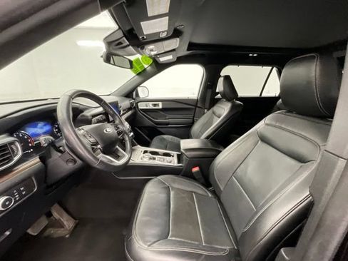 Used 2020 Ford Explorer Limited AWD/4WD image 18