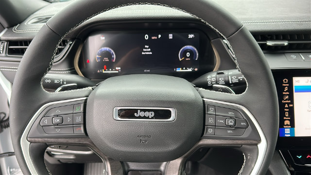 New 2026 Jeep Grand Cherokee Limited AWD/4WD image 11