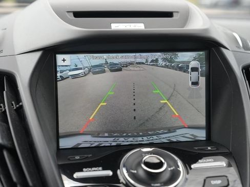 Used 2017 Ford Escape Titanium w/ Canadian Touring Package AWD/4WD image 40