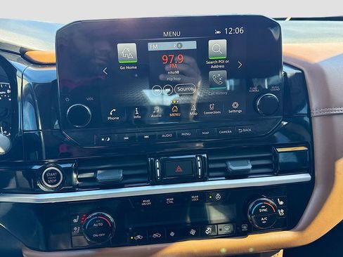 Used 2022 Nissan Pathfinder Platinum w/ Cargo Package image 16