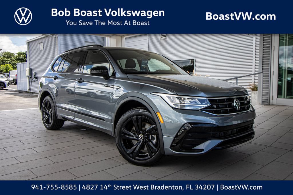Certified 2024 Volkswagen Tiguan SE R-Line FWD image 1